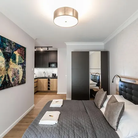 Papillon Apartment
