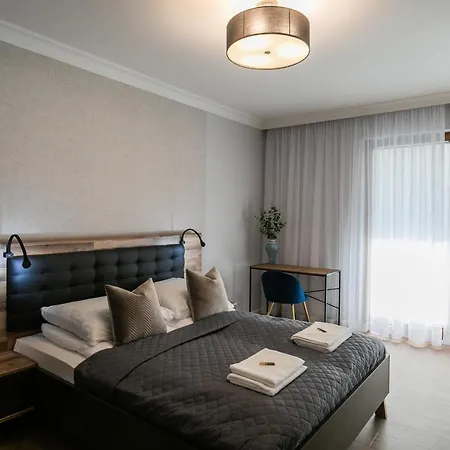 Papillon Apartment