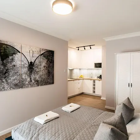 Papillon Apartment